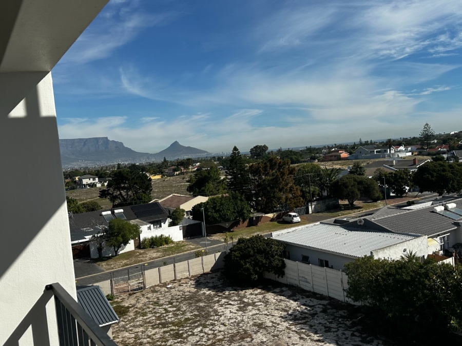 2 Bedroom Property for Sale in Table View Western Cape